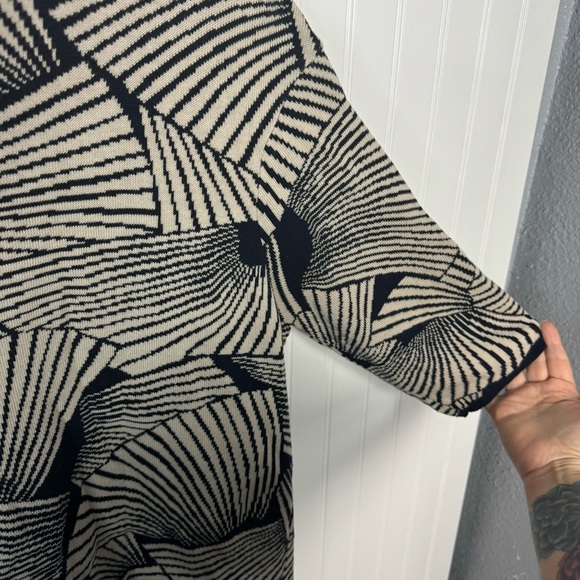 Sibin Linnebjerg Sweater XS  Geometric Print Multicolor Pockets 3/4 Sleeve Open - Picture 9 of 11